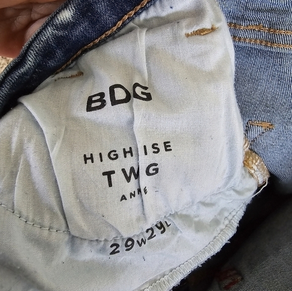 BDG jeans high rise ripped womens in size 29 - Picture 7 of 8